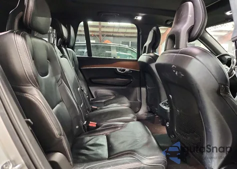 2018 Volvo Xc90 T6 z USA, uszkodzony, nr VIN YV4A22PL0J1364339